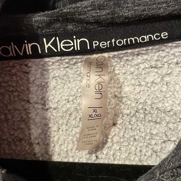 Calvin Klein Performance Cropped Hoodie Size XL - Picture 2 of 3